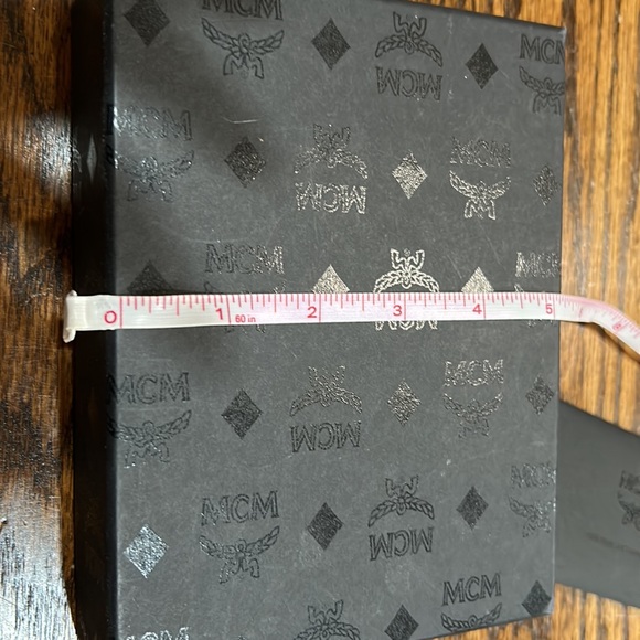 MCM Accessory Box - Picture 9 of 12